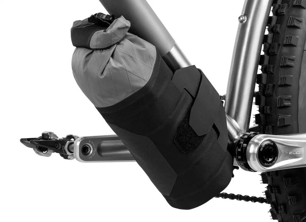 Сумка APIDURA Backcountry Downtube Pack MTB 1.8L (105г)