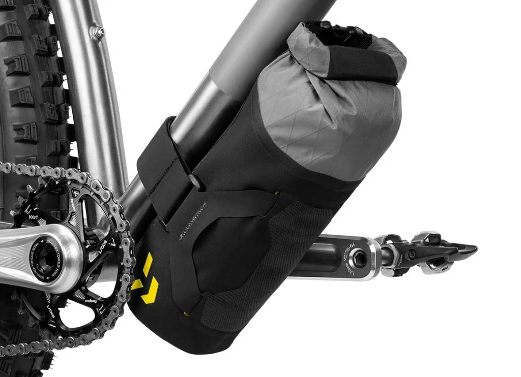 Сумка APIDURA Backcountry Downtube Pack MTB 1.8L (105г)