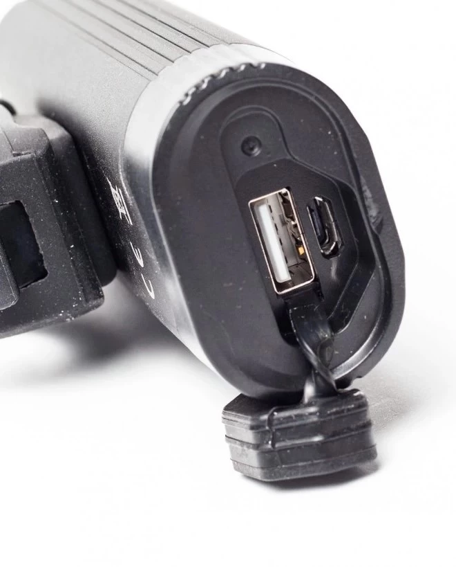 Фара передня NEKO NKL-7129-500 зарядка USB алю. корпус 500 люмен